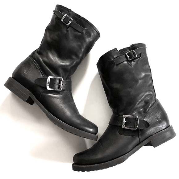 Frye Shoes - 🔴SALE Frye Veronica short boots
